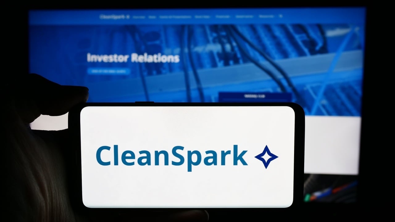Bitcoin Miner Cleanspark Adds 454 BTC at $64K While Others Sell Into the Bear Market